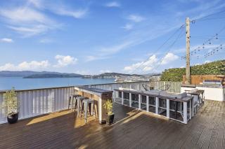Luxury Harbour View Landing - 4