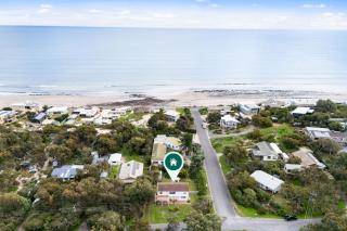 The Dingaling - Beach House Bliss with Firepit & BBQ - Aldinga Beach - 9