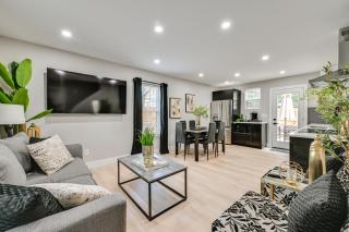 2 Mi to Uptown Charlotte Family Home with Game Room - 0