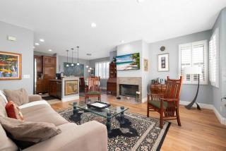 Prime Location Spacious townhome - 4