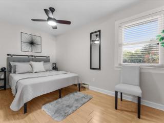 The Little House on Erie - 1