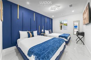 Lakefront Mansion, 5min 2 Hard Rock Stadium, 30Gsts L65 -  - 5