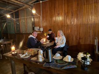 Valencia Lake Lodge - 2