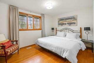 Top 1 Percent Old Town Family Single Level Home - 4