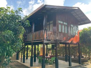 The Elephant House and Bungalows - - 6