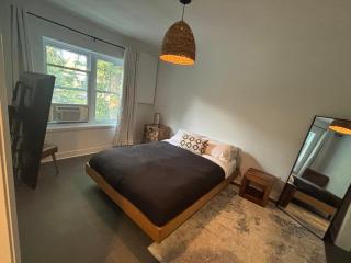 Cosy Cabin apt in Montreal - 1