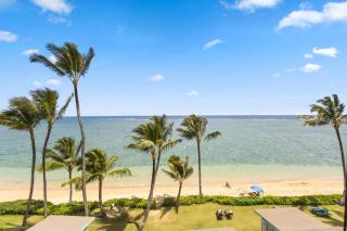 Beachfront Studio w Amazing Views - 6