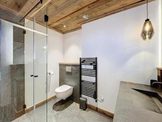 Val d'Isère : Appt 4 ch, 8 pers, balcon, accès facilité - FR-1-519-42 - 1