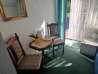 Comfortable double room close to the promenade - 8