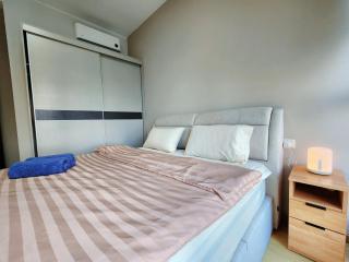 Country Garden Danga Bay By Widebed JB - 5