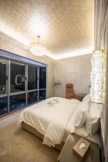 Regis by Ritz, Imago Mall Loft B - 6