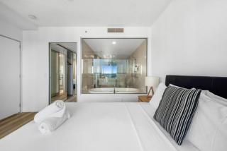 Luxe 2BDR Oceanview Escape at Circle on Cavill - Hosted by Coastal Letting Co - 7
