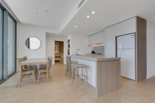 Coastal Chic 2BR Steps to Beach and Dining - 5