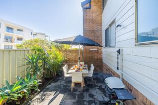 Capriosca 3, 2 Donald St - water views, linen and 5 minutes walk into town - 6