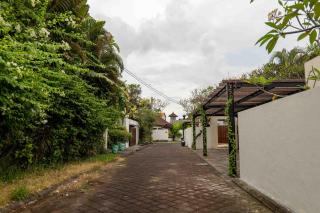 Tuluscolivingseminyakvilla1 - 9
