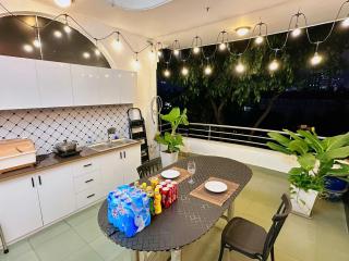 Gem's House- Balcony with Riverside View - Ho-Chi-Minh-Stadt - 4
