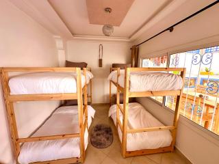 shared room , balance surf camp , feel home , let's create memories together - 5