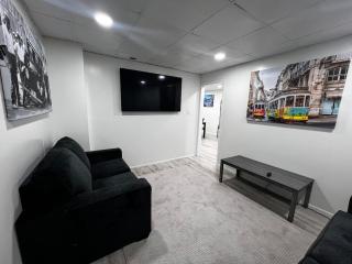 The Gorge Getaway 3BR 1BATH Close to Falls in Niagara - 3