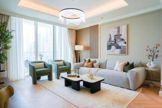 Emaar Beachfront Elegant 2BR with Balcony and Sea View - 9