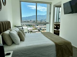 Luxury 12th Floor Apartment with Views - Downtown San Jose Pool and Gym - San José - 6