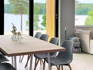 Modern Lakeside Retreat-By Traum - Håcksvik - 0