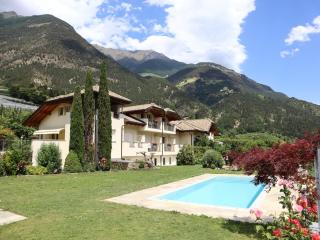 Apartment in Goldrain with Pool & Mountain Views - 5