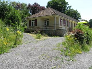 Holiday Home in Luzy with Fenced Garden - 5