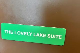 The lovely lake suite - 6