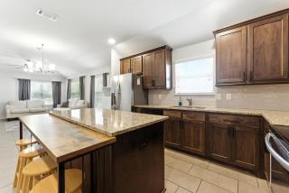 Luxury Home Mins to JPS, Medical City, Historic District, Zoo, Water Garden - 7