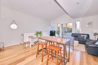 Grove Hideaway - Peaceful 2 bed townhouse - 3