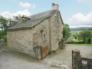 Holiday Home in Saint-Geniez-d'Olt near Lot River - 2