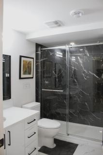 2 Bedrooms 1 bath Private Suite Near Banff - Calgary - 7