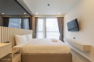 C226 Brand-New Top Location Near Beach Clubs - 2