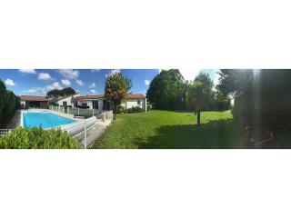 Modern Villa with Pool in Brives - 2