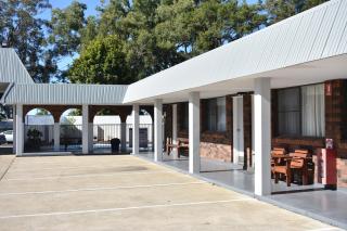 Best Western Parkside Motor Inn - 4