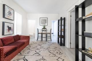 Spacious 4BR Family Home in Detroit WiFi Parking - Detroit - 9