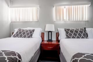 Cozy Room for 4 • Wi-Fi • Private Bath - 9