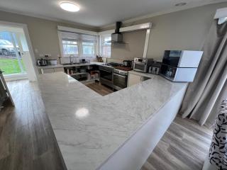 Happy Haven Lodge I Shared Rooms - Newnham - 8