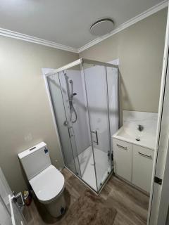 Happy Haven Lodge I Shared Rooms - Newnham - 4
