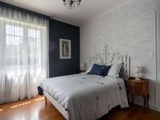 Quaint Holiday Home with Garden - 8