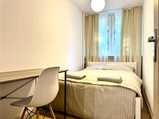 Chrobrego 56 Apartment - Self check-in 20h - parking - 2