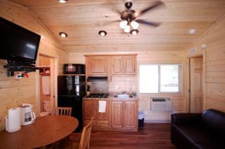 Soledad Canyon Wheelchair Accessible Cottage 16 - Ravenna - 0