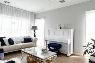 Spacious Hamptons-style home with heated pool - Saint Leonards - 6