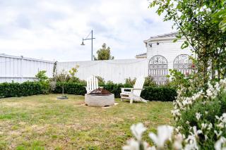 Spacious Hamptons-style home with heated pool - Saint Leonards - 3