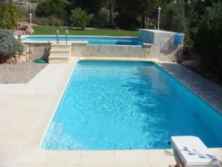 Villa in Bagnols near Sea with Pool - Bagnols-en-Forêt - 2