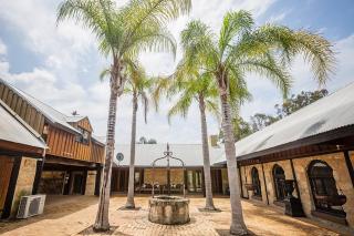 Peppers Creek Accommodation - Pokolbin - 6