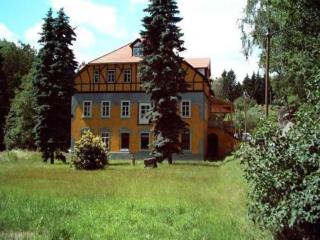 Art Nouveau Haven by the Mulde - 5