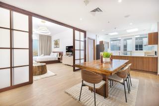 Luxury 2BR w Floating Bed in Dubai Marina Sulafa 4404 - 3