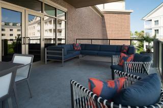 Hilton Garden Inn Charleston Waterfront/Downtown - 5