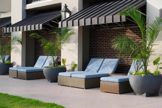Hilton Garden Inn Charleston Waterfront/Downtown - 6
